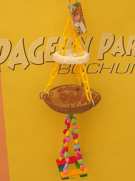 Hanging toy coconut shell 35cm