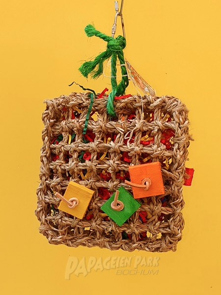 Bastnetz mini gef&uuml;llt 17 x 17 cm
