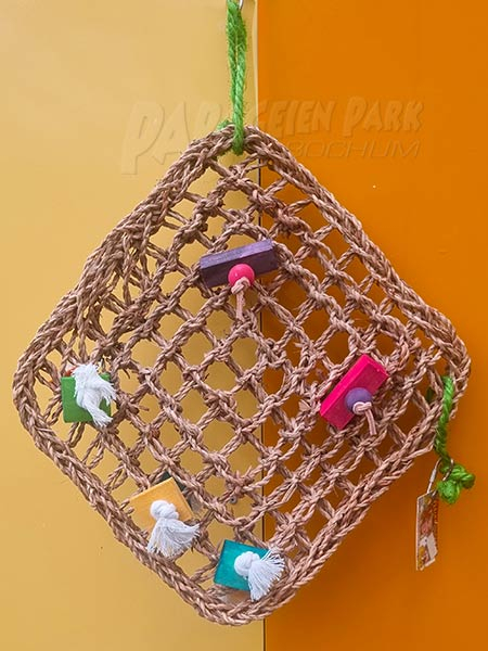 Bastnetz gerflochten mit Kl&ouml;tzen und Leder 30cm